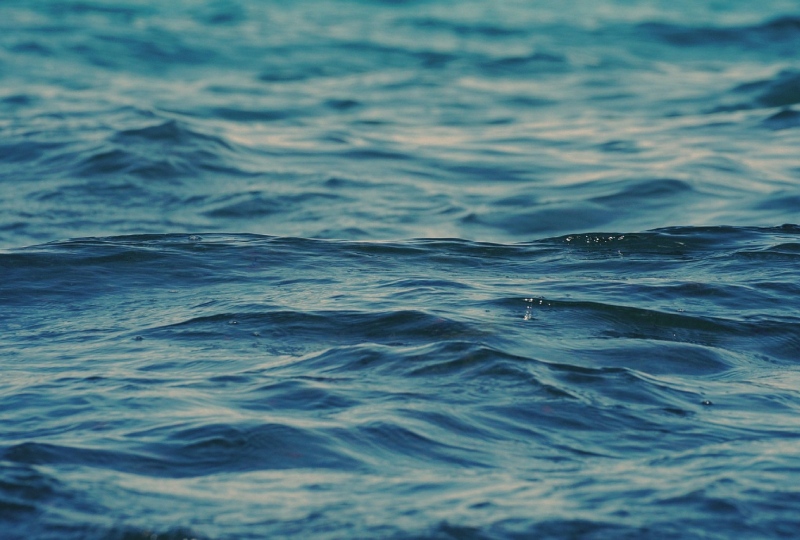 Oil tanker veers towards Iran after small-boat approach, British maritime agency says